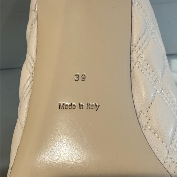 Burberry EKD Kitten Heel Mule. Ladies 8-8.5. Eu 39 - Picture 13 of 16